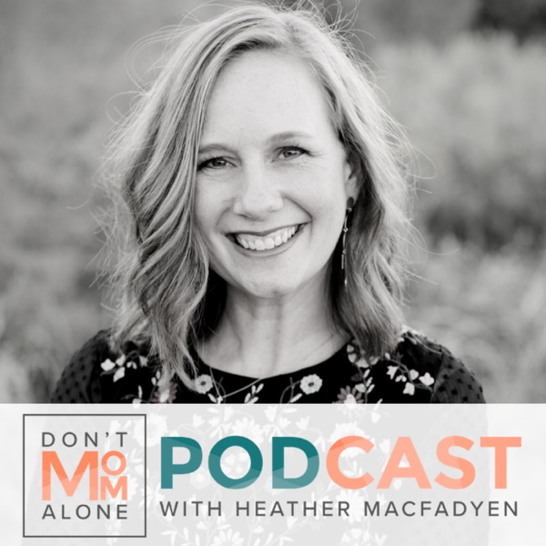 Logo of Don't Mom Alone Podcast